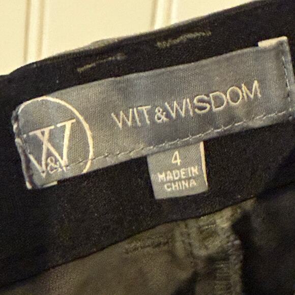 Wit & Wisdom Cargo Jeans Raw Hem Size 4 - Picture 6 of 7